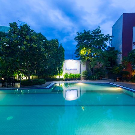 Starry Angkor Hotel Сіємреап Екстер'єр фото