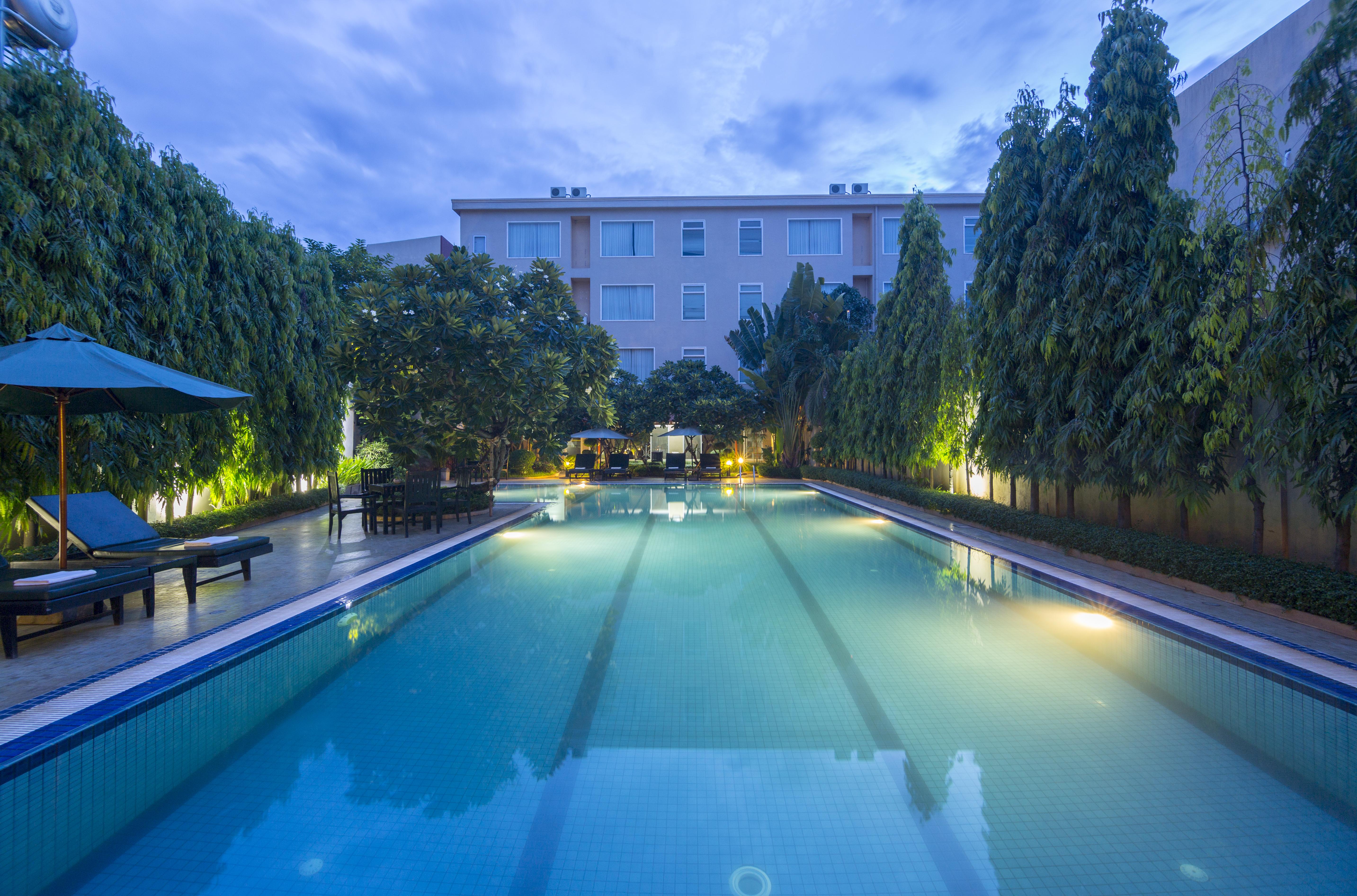 Starry Angkor Hotel Сіємреап Екстер'єр фото