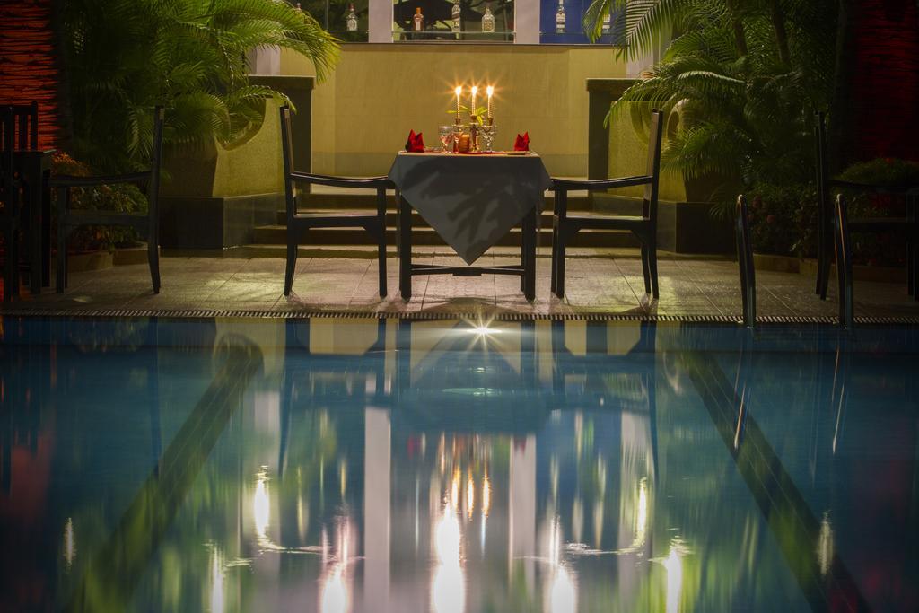 Starry Angkor Hotel Сіємреап Екстер'єр фото